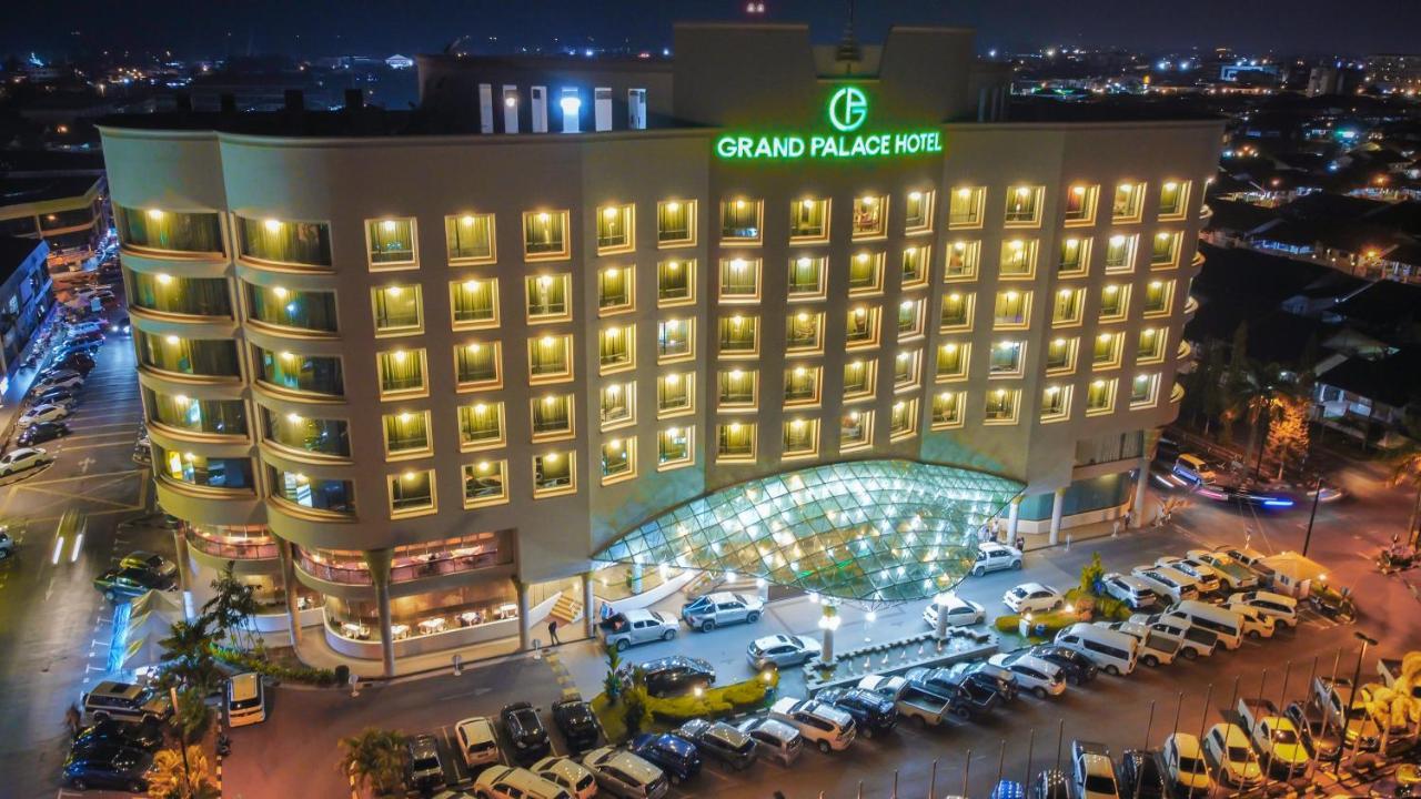 Grand Palace Hotel Miri Exteriör bild