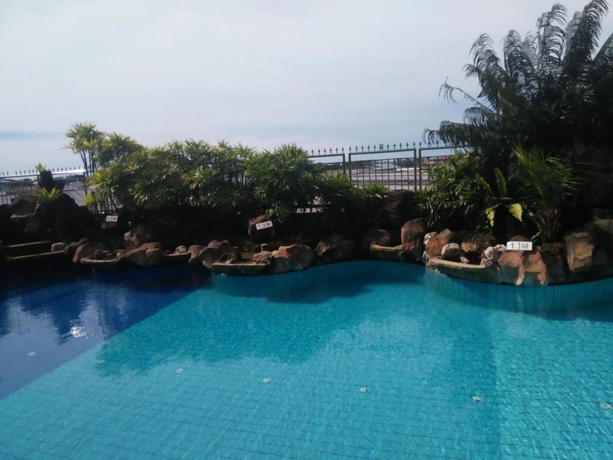 Grand Palace Hotel Miri Exteriör bild